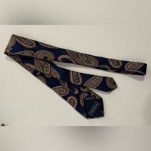 Cremieux Paisley Tie.